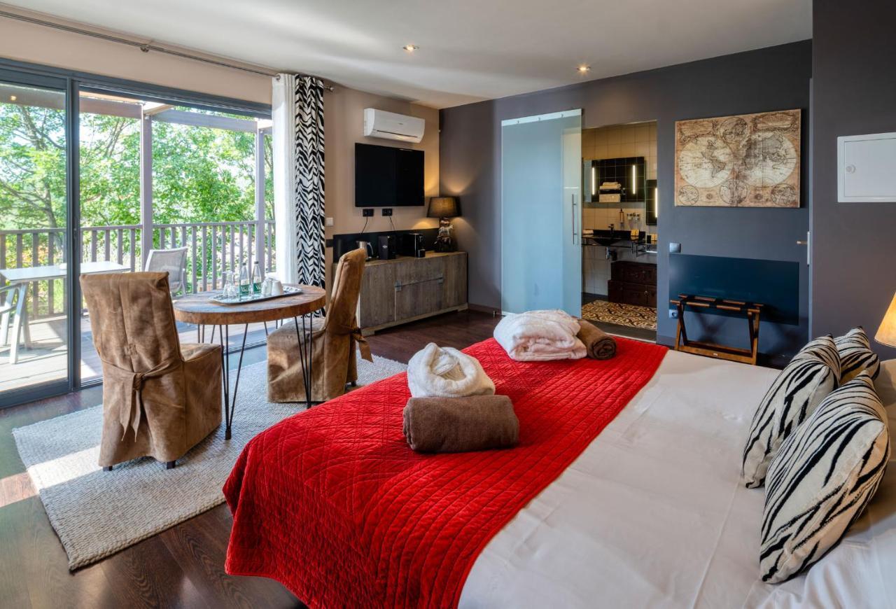 Domaine De Chalveches Hotel Spa 4* Faugeres  Exteriér fotografie