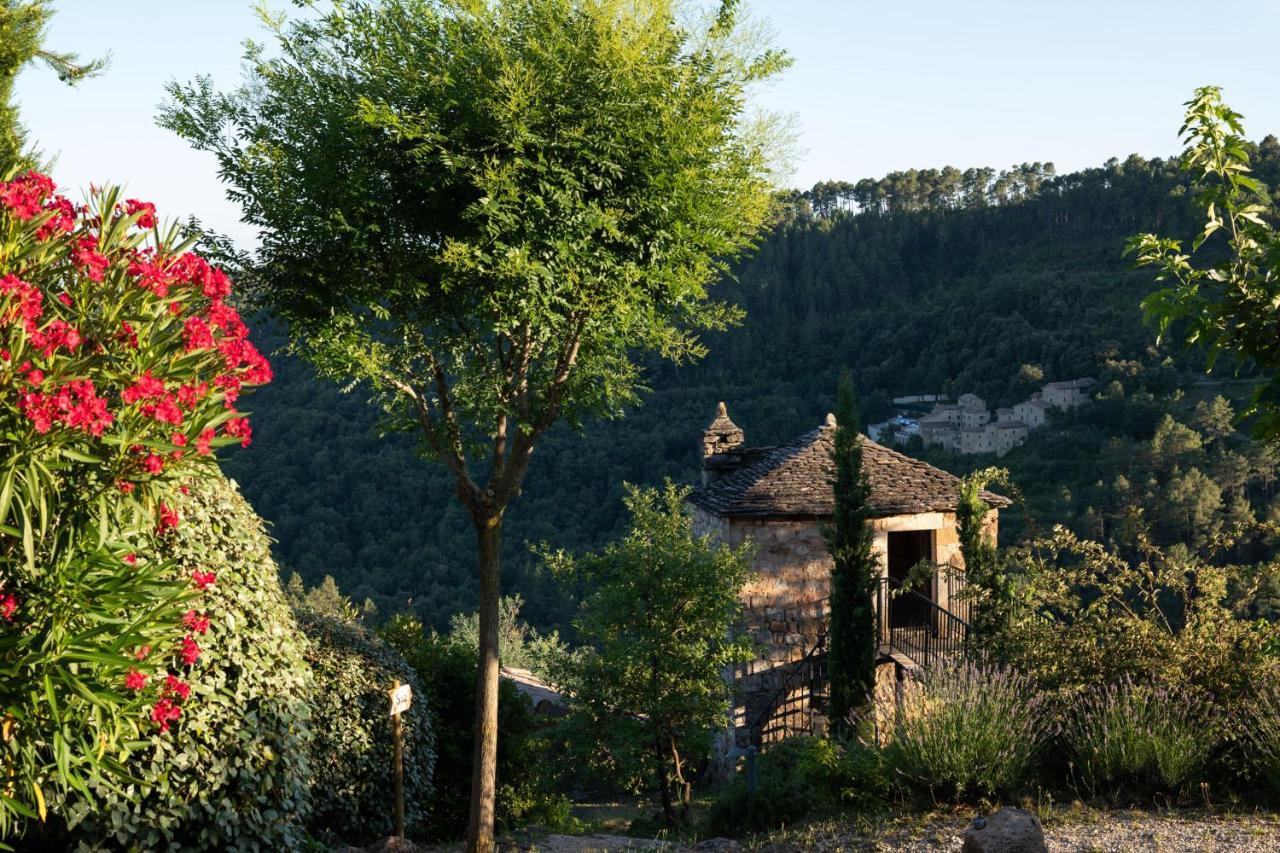 Domaine De Chalveches Hotel Spa 4* Faugeres  Exteriér fotografie