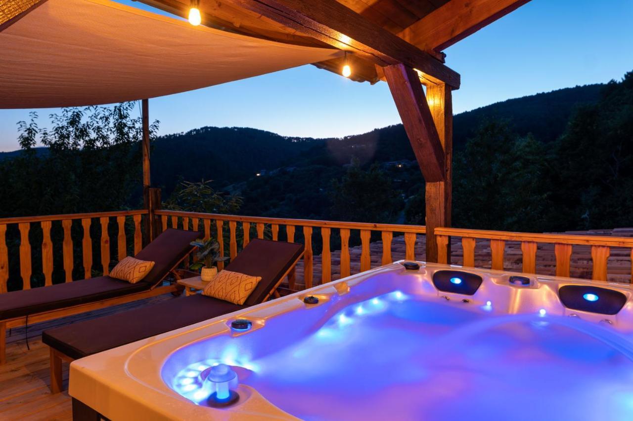 Domaine De Chalveches Hotel Spa 4* Faugeres  Exteriér fotografie